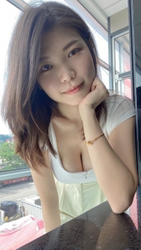 麥莉    160cm.E.50.30  歲  #台北